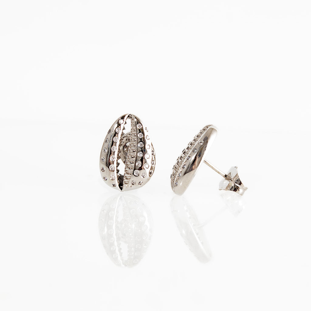 Studs Summer Shell